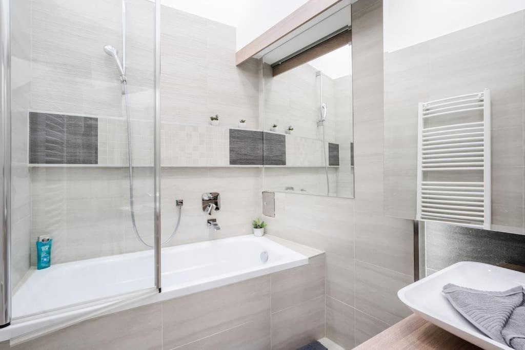 Szalag Utca 6 Luxurious Flat Castle District Apartment Budapest Luaran gambar
